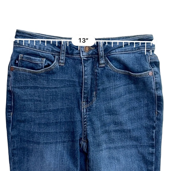 Judy Blue Eva Mid-Rise Fray Hem Skinny Size 0/24 - Picture 7 of 12